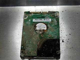 水没ハードディスク データ復旧作業 施工前 水没ハードディスク データ復旧作業 施工前