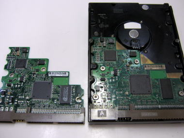 ハードディスク基板の交換部品 ハードディスク基板の交換部品