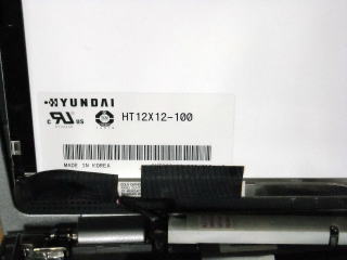 液晶パネルの型番 HYUNDAI HT12X12-100