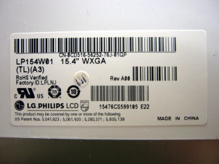 液晶パネルの型番 LP154W01　15.4 WXGA