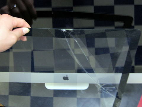 iMac A1312 の液晶画面ガラス割れ修理 iMac A1312 の液晶画面ガラス割れ修理